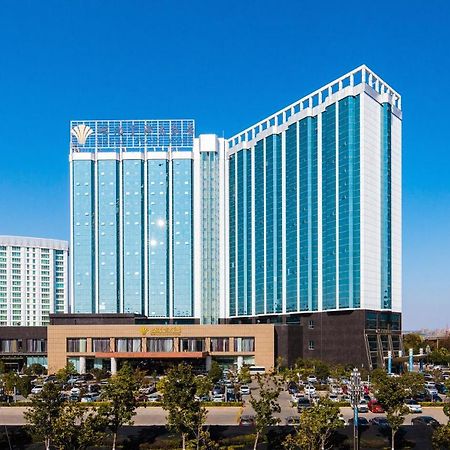 Empark Grand Hotel Kunming Bagian luar foto