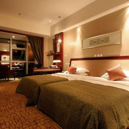 Empark Grand Hotel Kunming Bagian luar foto